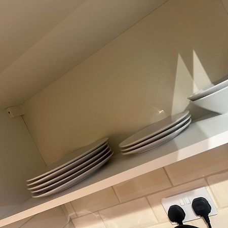 Large Modern Studio Flat Apartamento Londres Exterior foto