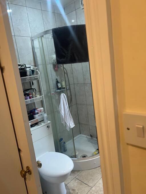 Large Modern Studio Flat Apartamento Londres Exterior foto