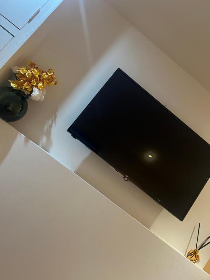 Large Modern Studio Flat Apartamento Londres Exterior foto