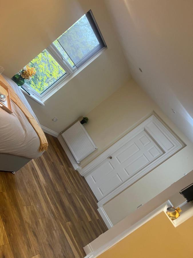 Large Modern Studio Flat Apartamento Londres Exterior foto